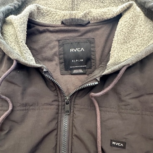 RVCA PUFFER QUILTED HOODIE VEST FULL ZIP JACKET grey/black mens S - Picture 3 of 6